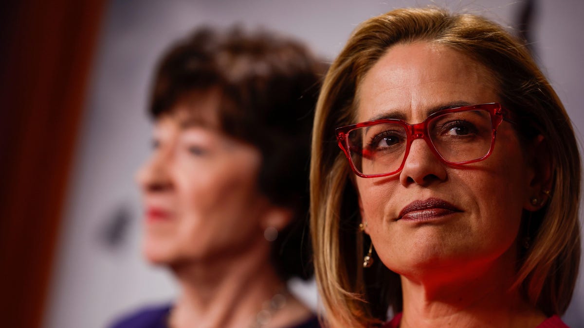 People Who Campaigned for Kyrsten Sinema Are Pissed Jezebel Quorum Call