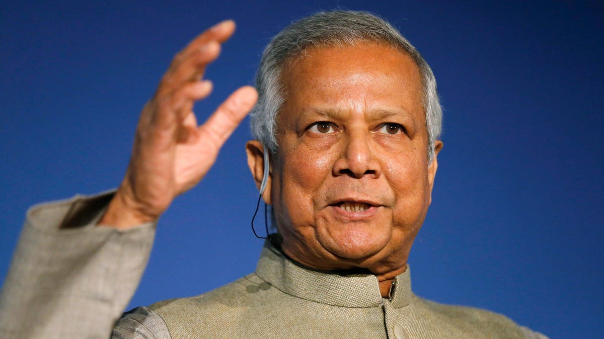 El premio Nobel Muhammad Yunus se enfrenta a una pena de prisión