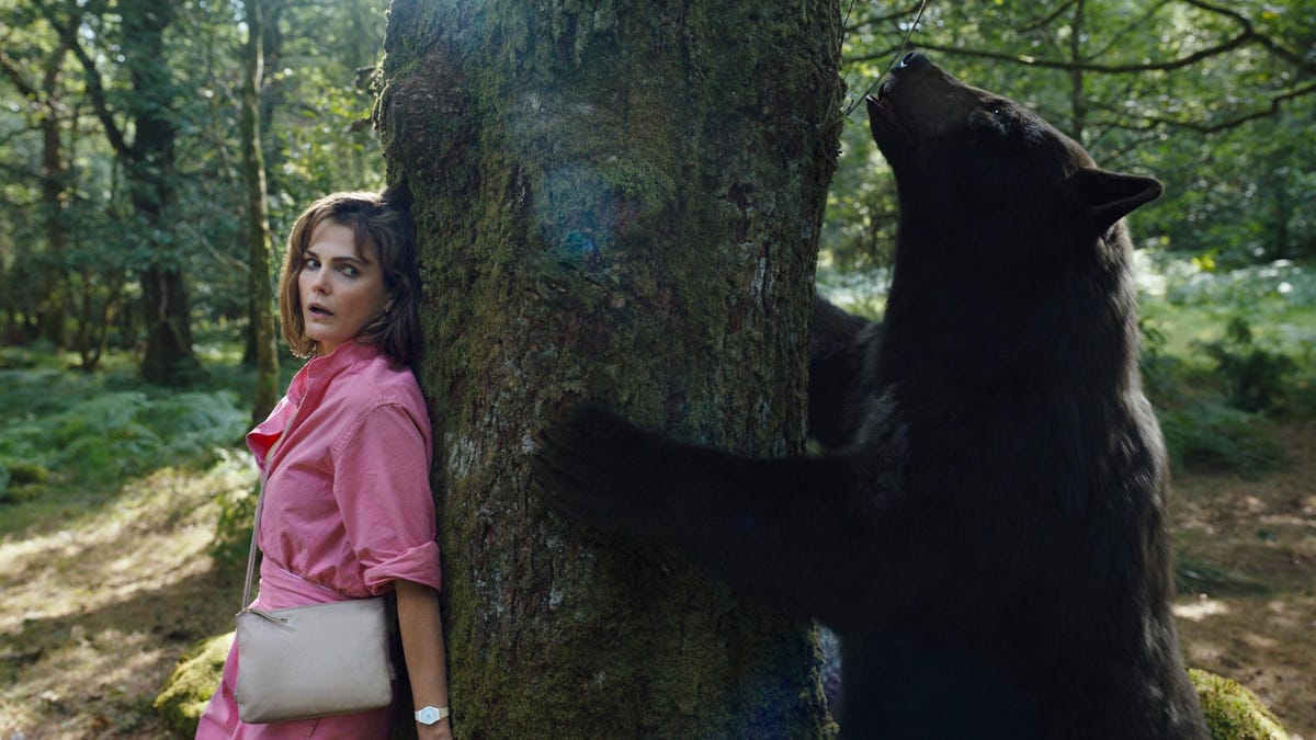 Cocaine Bear Trailer: Elizabeth Banks Tells the Wild True Story