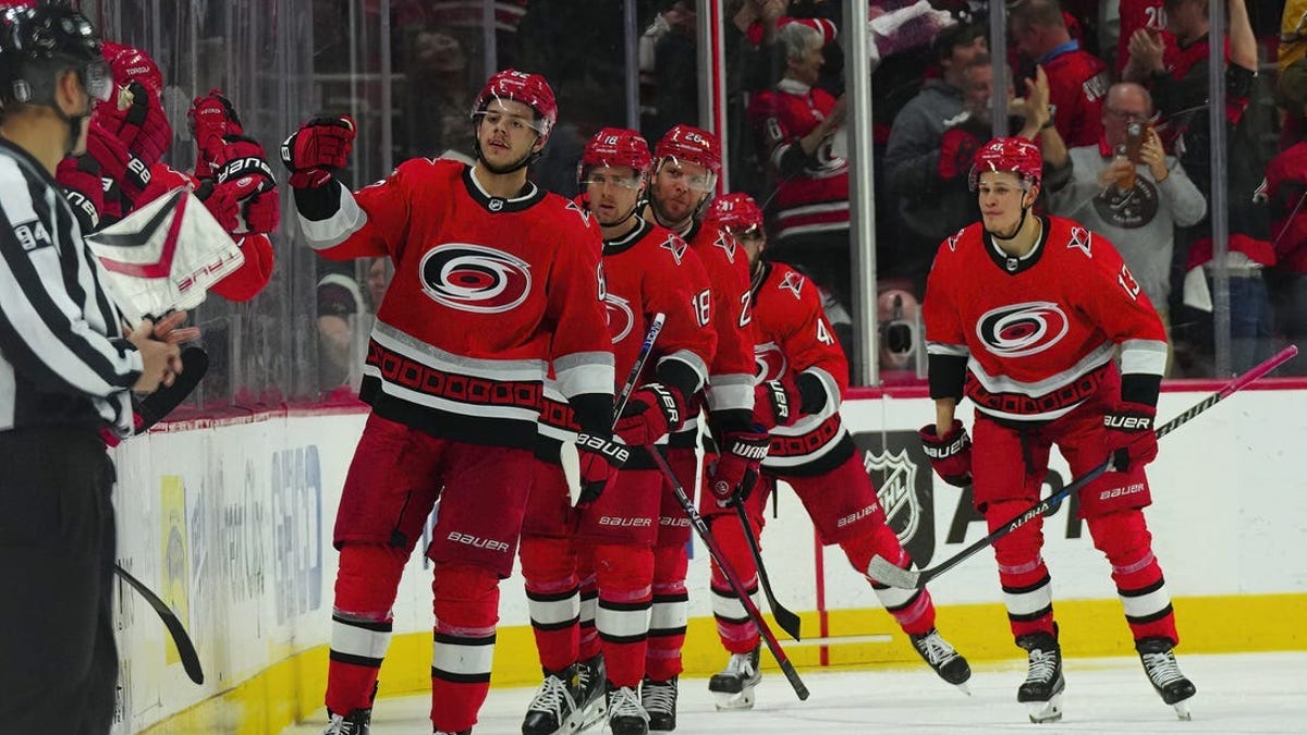 Hurricanes take Game 2 in another decisive win over Devils