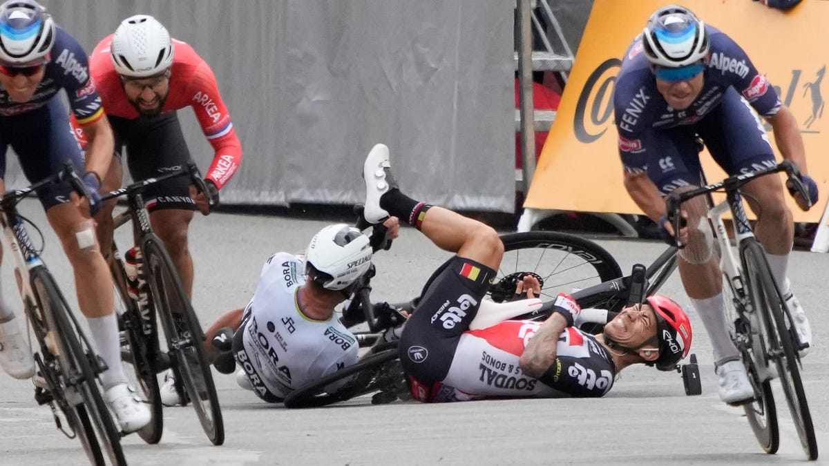 Police track down, arrest Tour de France spectator who caused massive crash