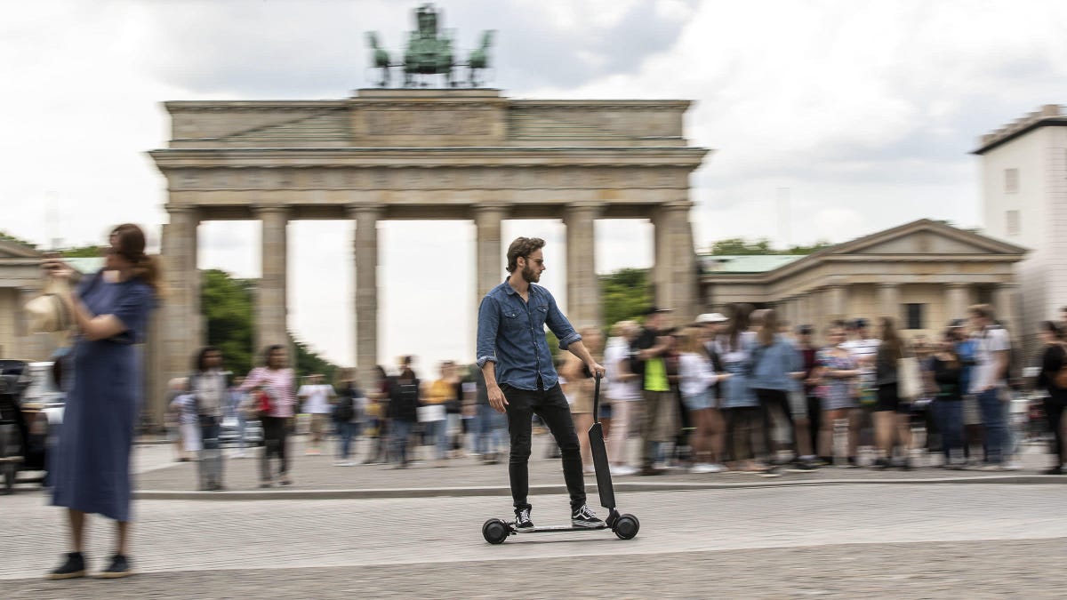 genvinde Reporter marionet Audi Wants To Sell You An Electric Scooter You Can Charge In Your Trunk
