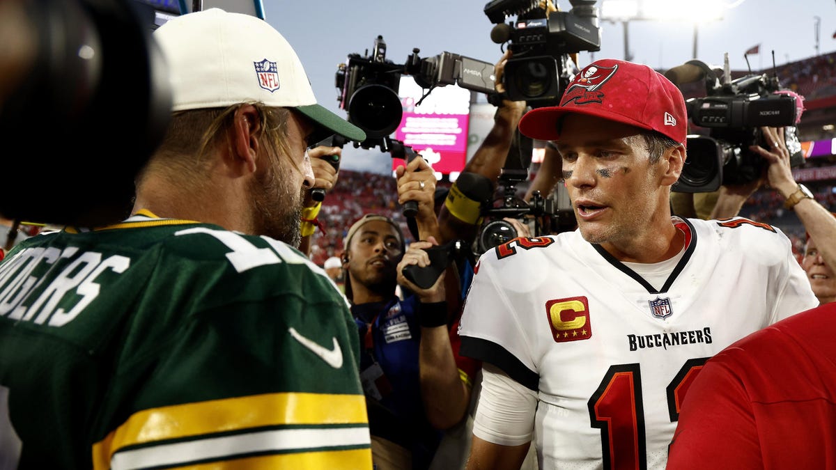 Tom Brady vs. Aaron Rodgers was a complete dud