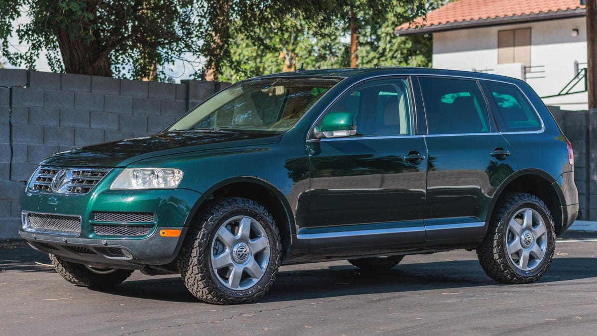 This 2004 Volkswagen Touareg V10 TDI Is a Great Reminder That Cheap Does Not Mean Affordable