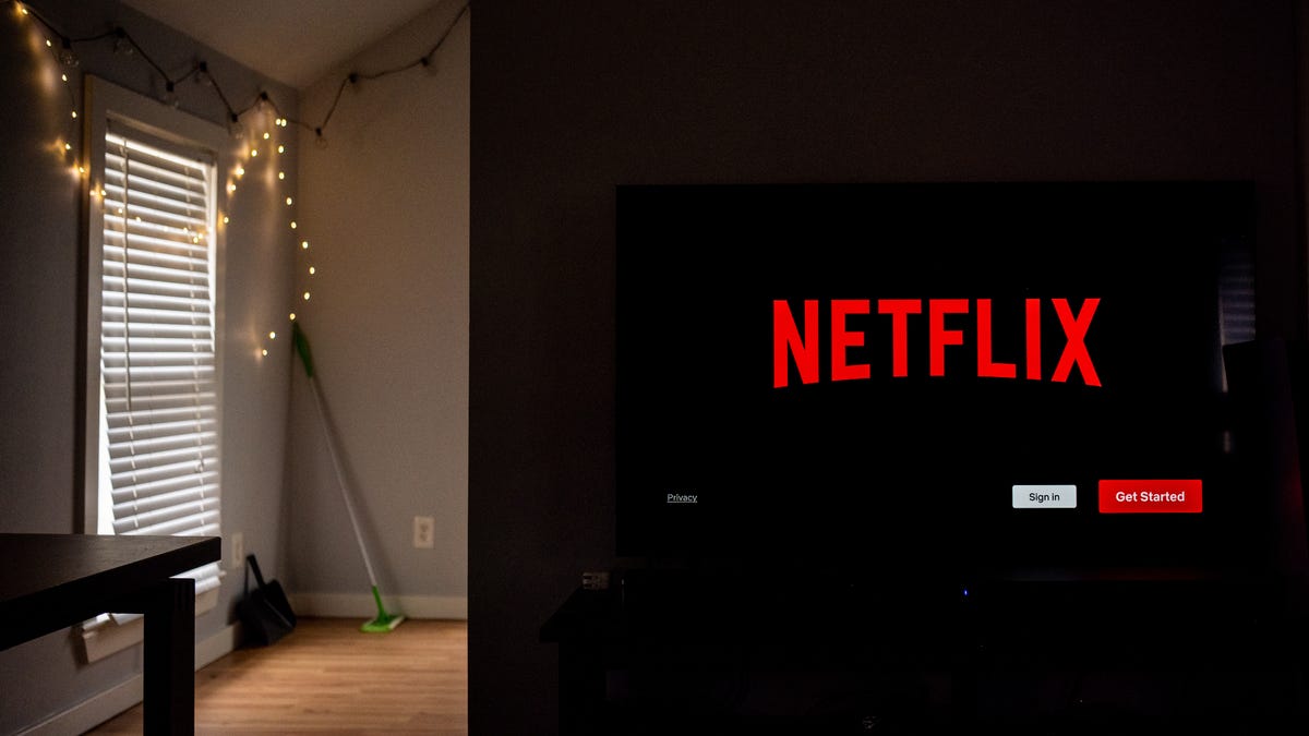 Netflix Is Finally Cutting You Off From Your Ex's Uncle's Account