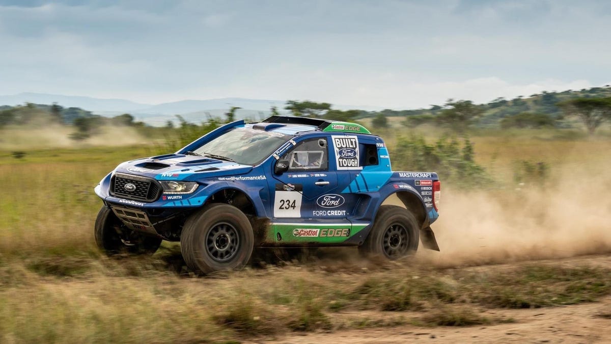 Ford [Eventually] Ranger'ı Dakar'a Götürmek