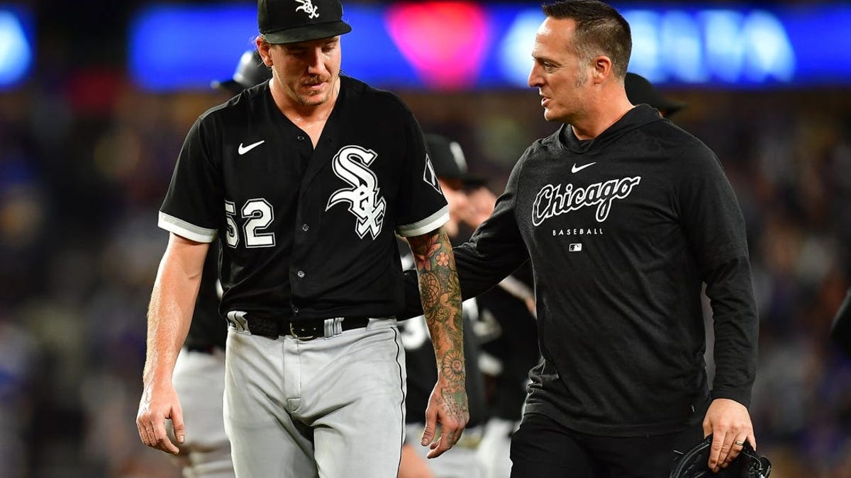 Read more about the article White Sox RHP Mike Clevinger avoids serious arm injury