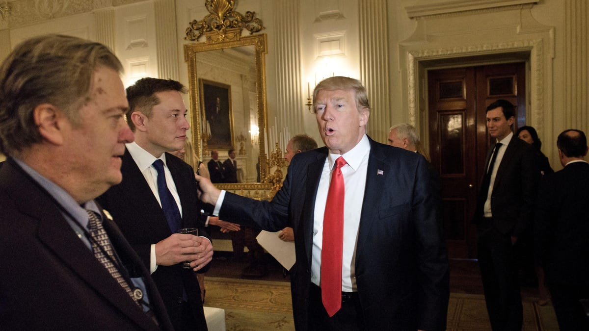 Elon Musk Longs for the Days When Trump Would Invite Him to the White House thumbnail