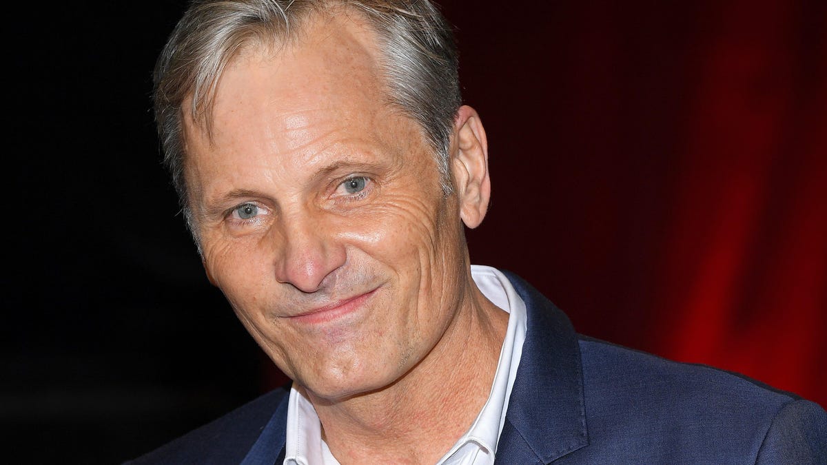 avclub.com - Gabrielle Sanchez - Viggo Mortensen says film about people finding car crashes erotic is better than film where a woman has sex wi