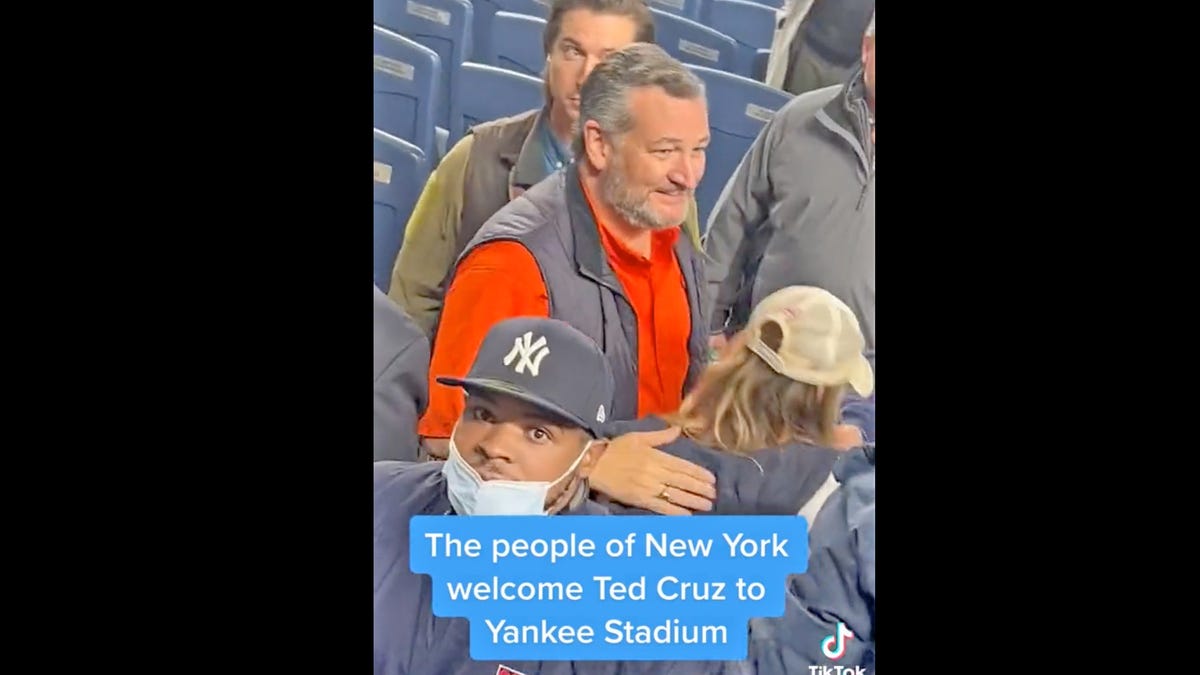 Ted Cruz showed up at Yankee Stadium and the Bronx fans didn’t disappoint in the..