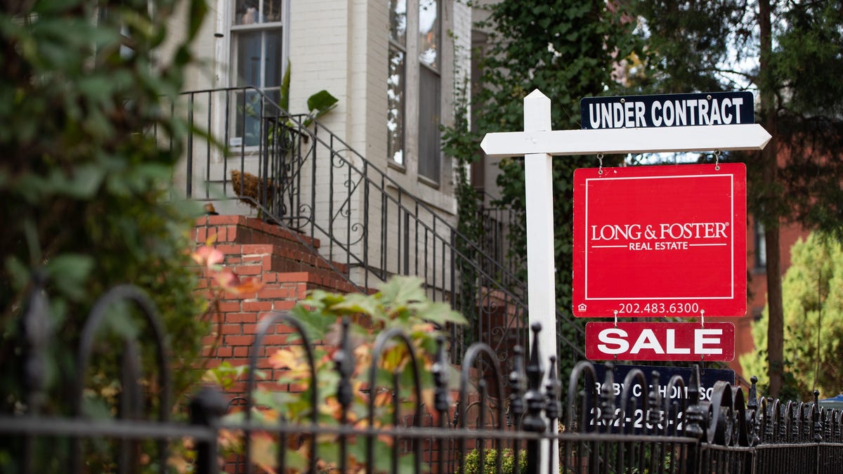 After Zillow’s Collapse, Is iBuying a Catastrophe in the Making?