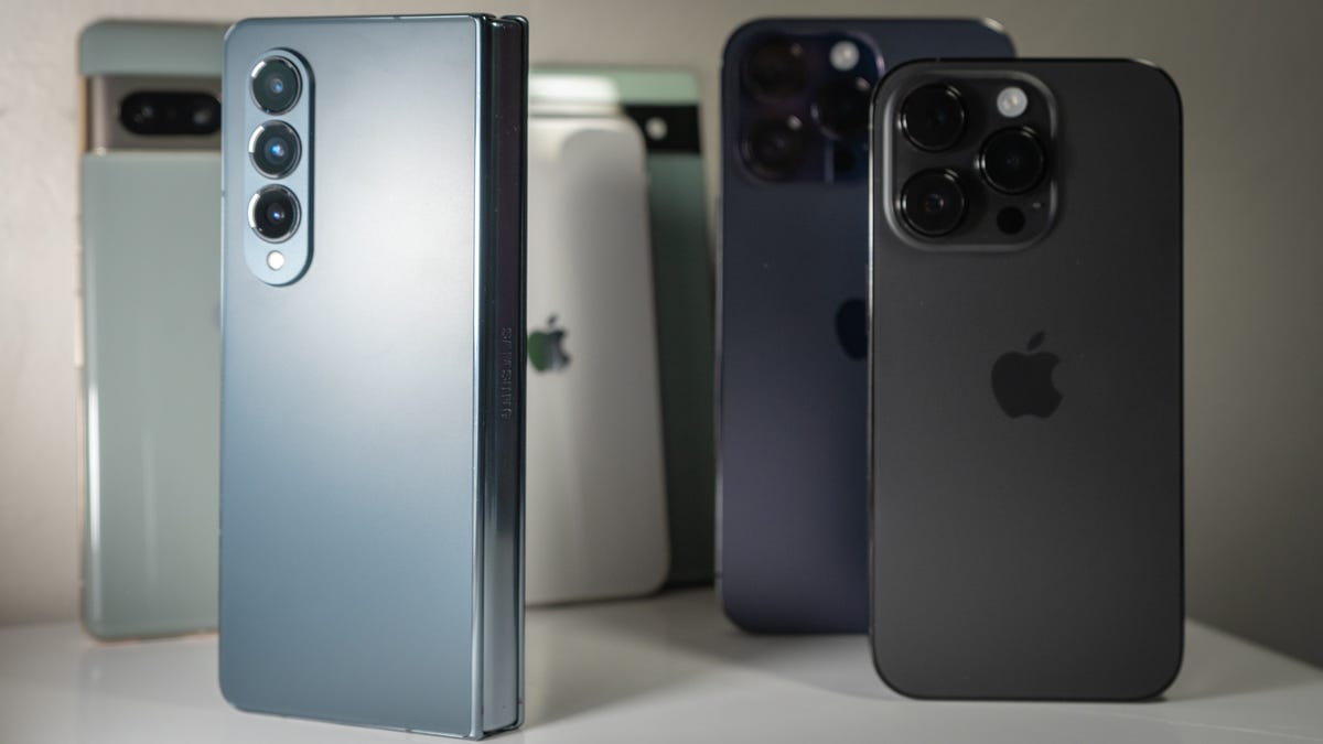 The Year Ahead in Smartphones