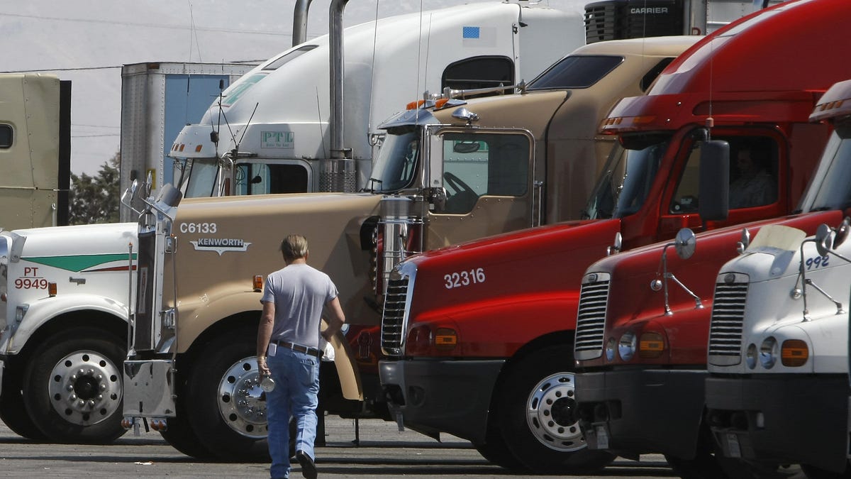 California Requiring Most Trucks Sold in State to be Electric by 2035