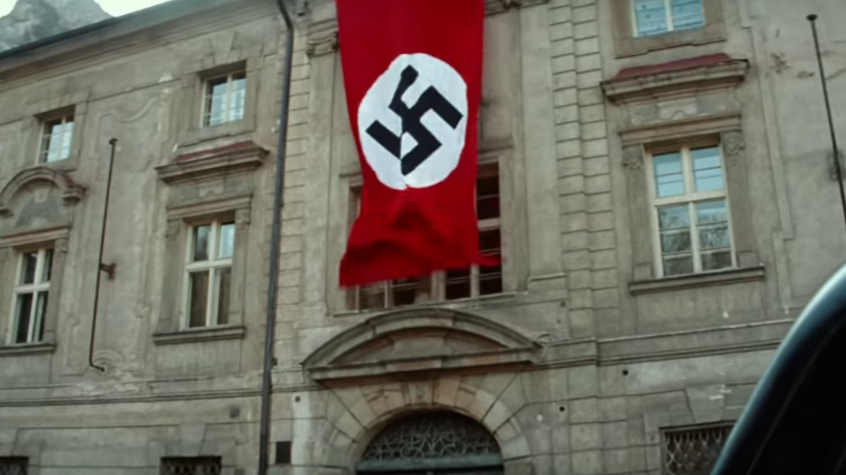 We hadden niet echt de nazi-twist verwacht in deze trailer voor de episodische Wonder-film