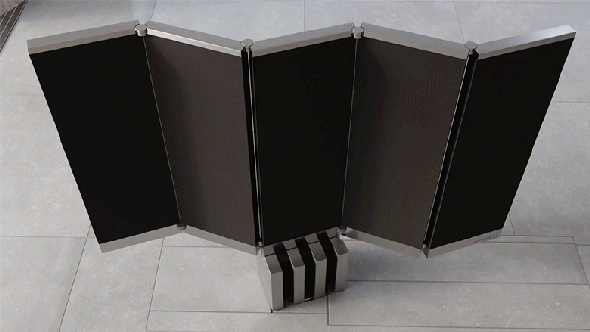CSEED M1 is a $ 400,000 folding MicroLED TV
