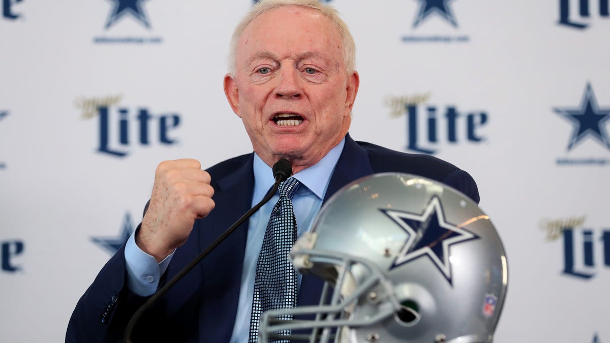 Does Jerry Jones Have an Ulterior Motive Behind His Pro-Vaccine Stance?