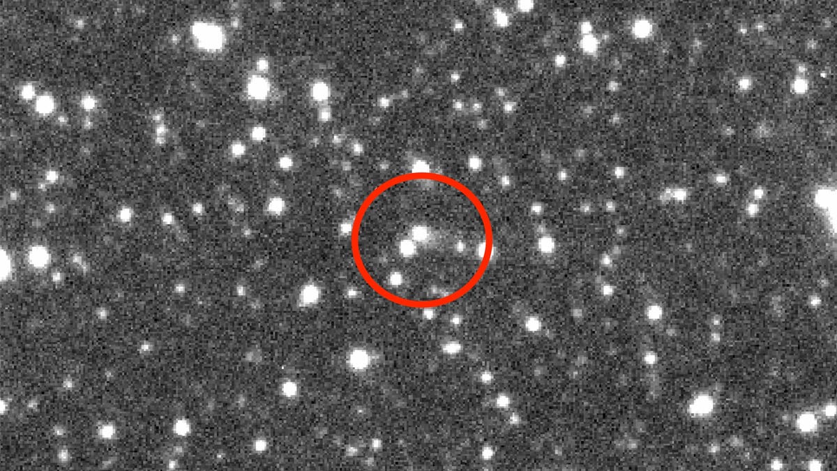 Freaky â€˜Activeâ€™ Object in Jupiterâ€™s Orbit Is First of Its Kind Seen by Astronomers - Gizmodo