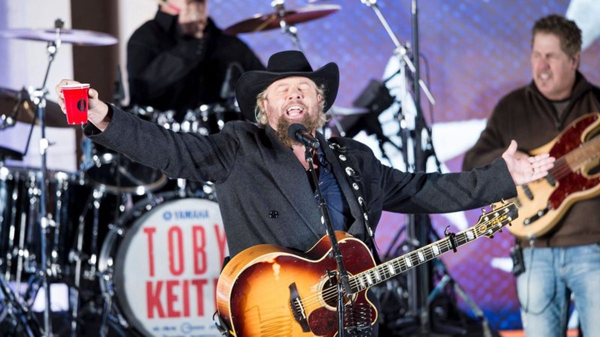 Toby Keith to put compromised boot up Saudi Arabia’s ass during Trump visit