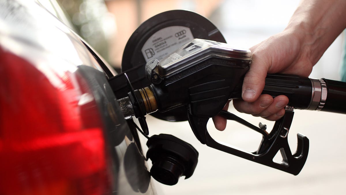 Buy Gas on Mondays to Save Money