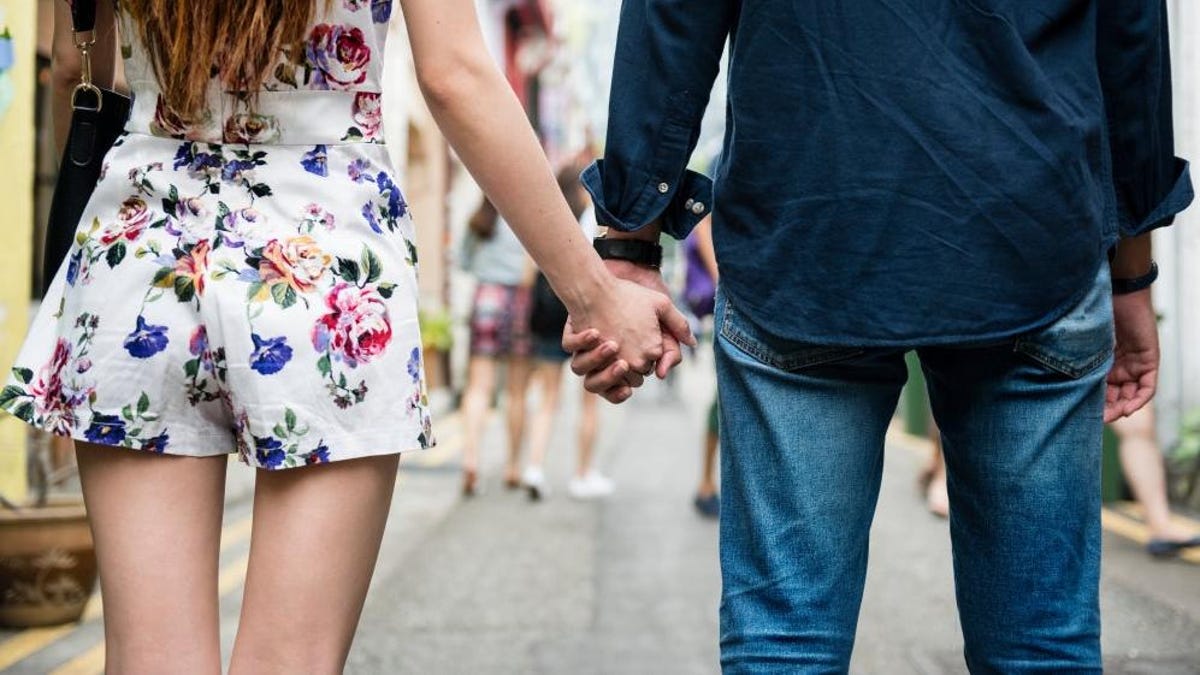 La aplicación china de citas desliza el dedo para que los solteros encuentren el amor