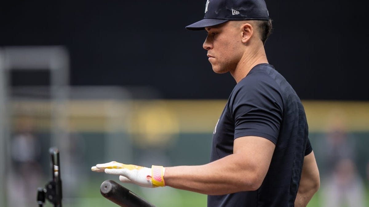 You are currently viewing Aaron Judge takes batting practice but still ‘not healed’