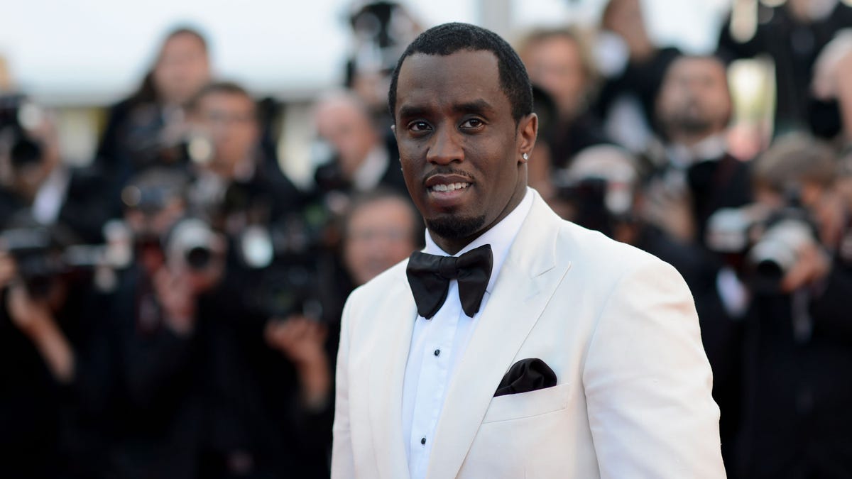 Diddy Buys Back Sean John Brand In Recent Bidding War