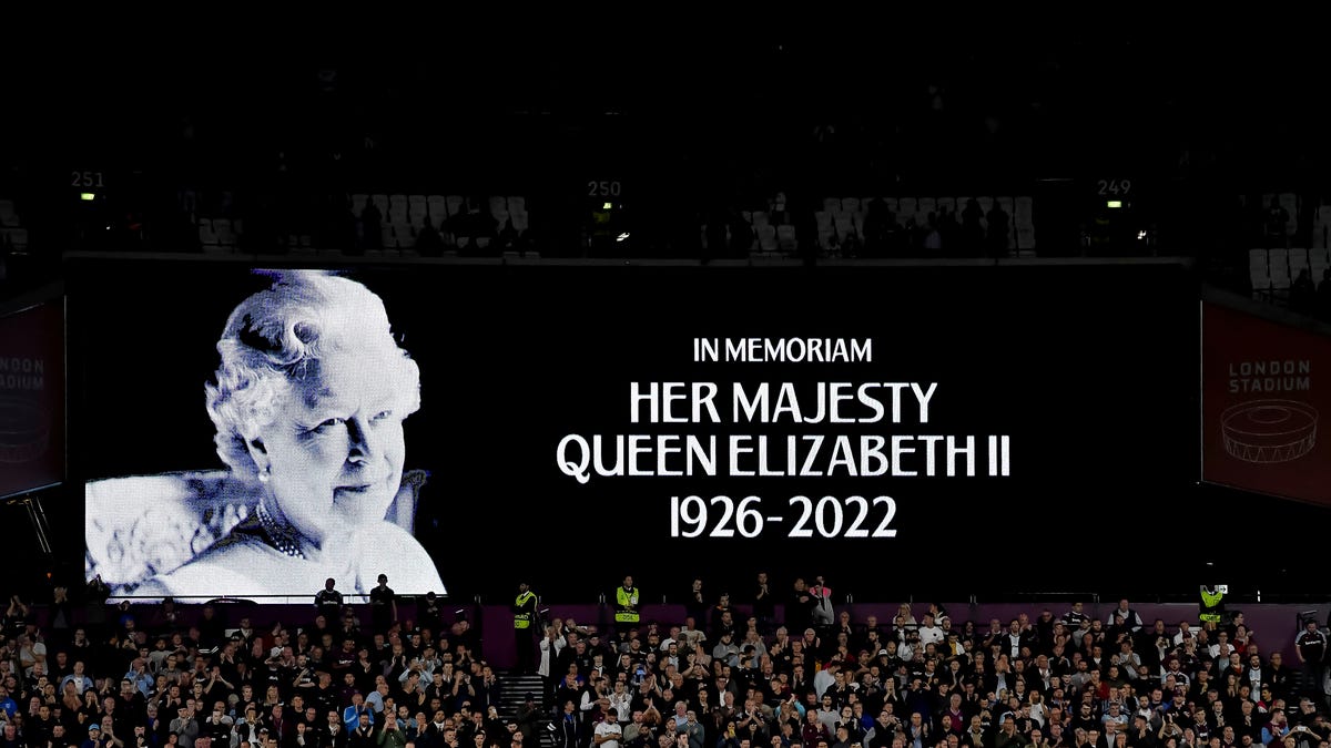 Sports world reacts to death of Queen Elizabeth II