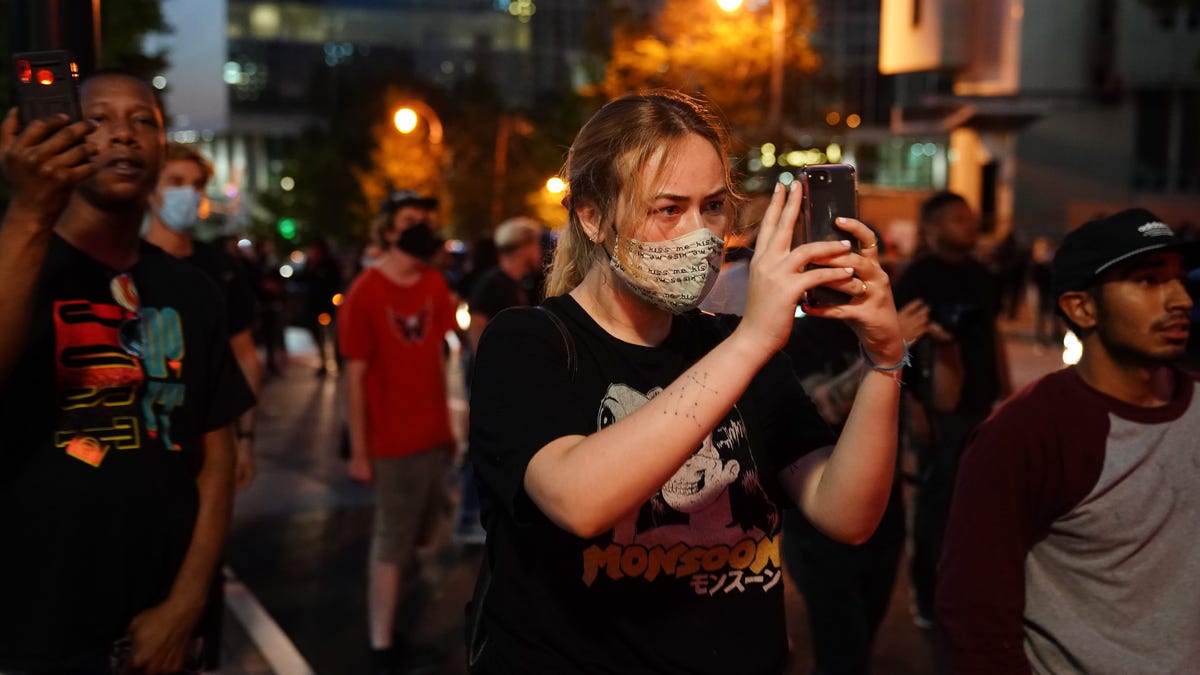Your Phone Is a Goldmine of Hidden Data for Cops. Here's How to Fight Back