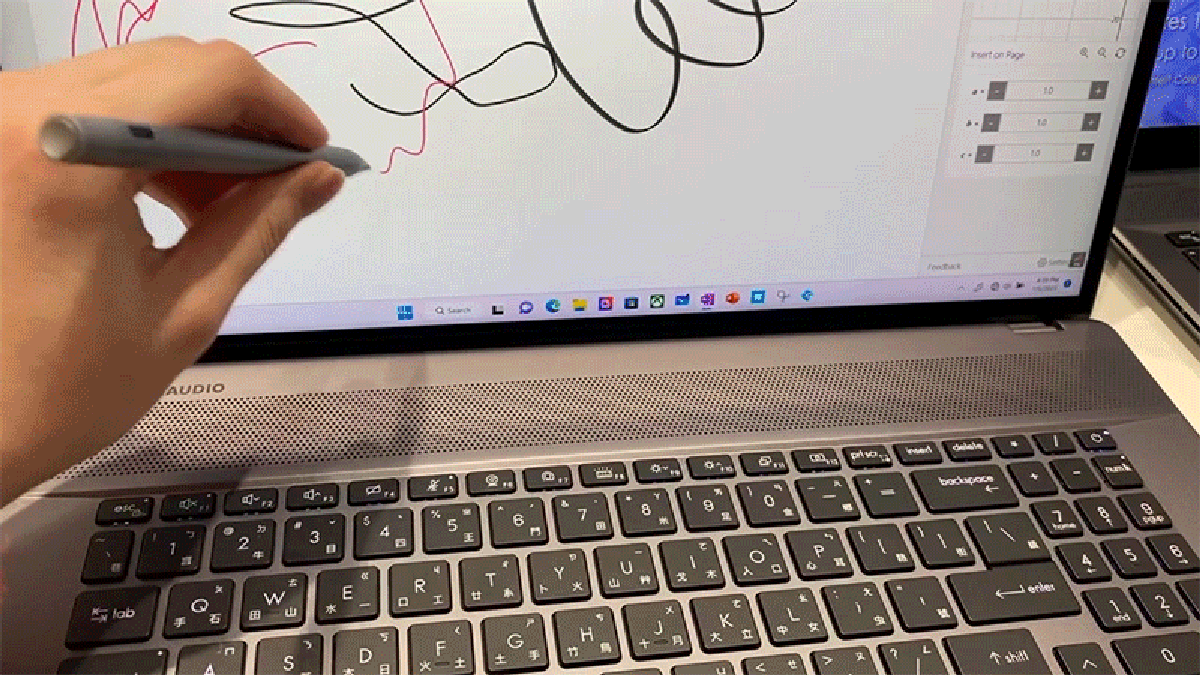 This Touchscreen Stylus Has a Graphite Tip That Also Writes On Paper Like a Pencil