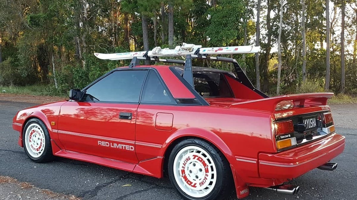 mr2 bike rack