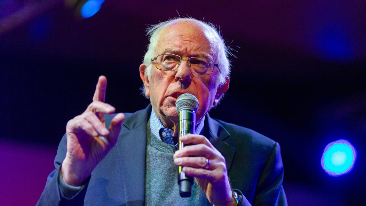 Sanders Asks OSHA to Release Detailed Injury Data for Every Amazon Facility