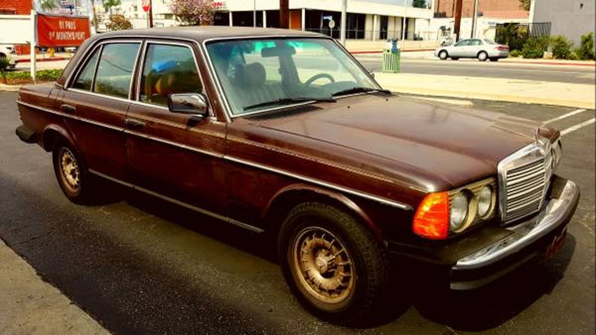 It Doesn T Get Much More Jalop Than This Brown W123 Diesel 4 Spd Benz
