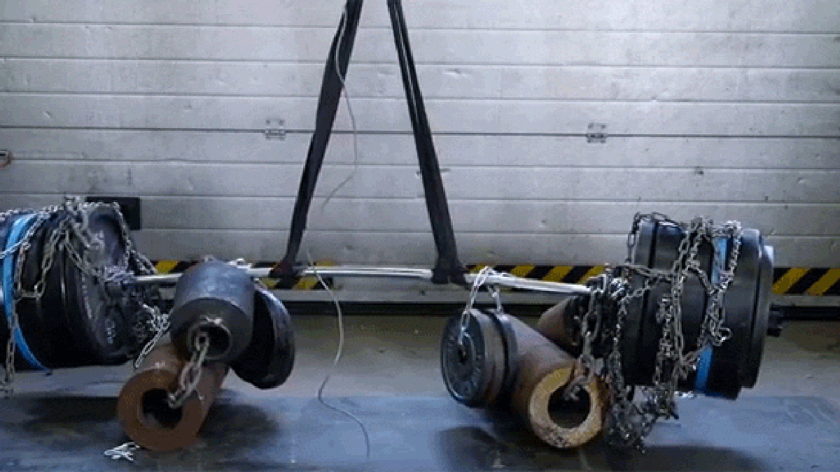 How Much Weight Can A Bench Press Bar Lift Before It Gets Bent Out
