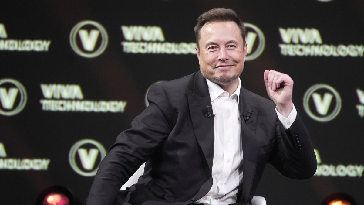 Facebook CEO Says Fight With Tesla CEO Is Off Until Elon Musk Stops Being A Wuss