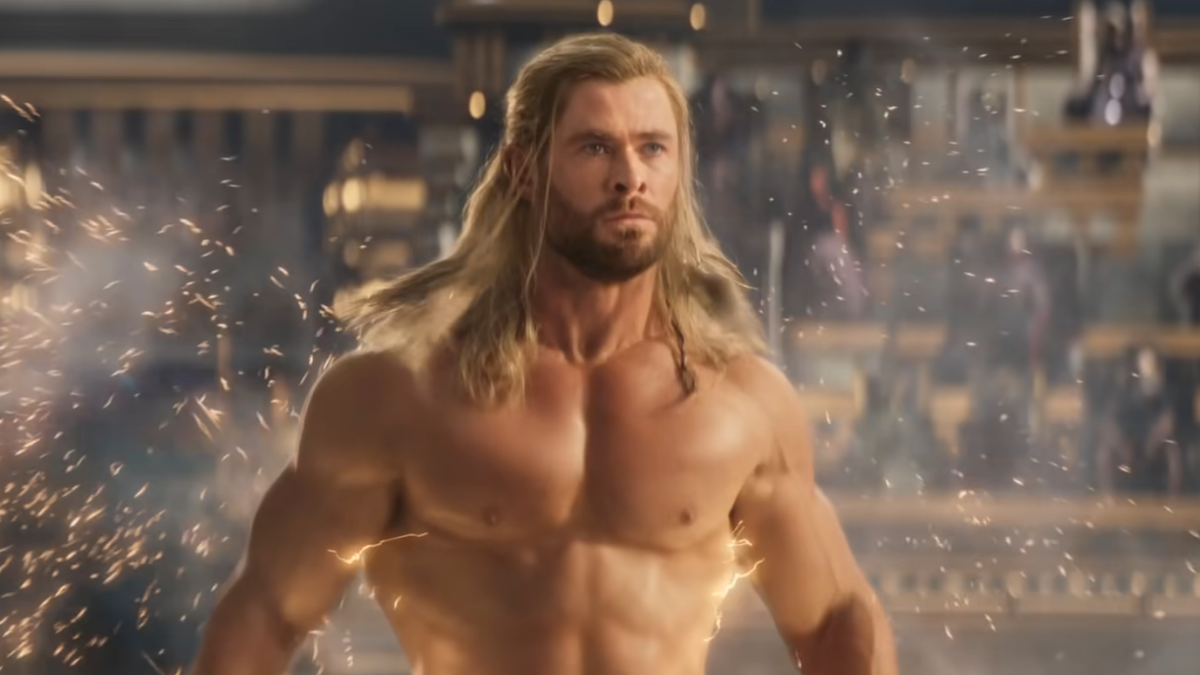 Chris Hemworth's Glad Thor: Love & Thunder Lets Him Bare His Thunderous Ass - Gizmodo