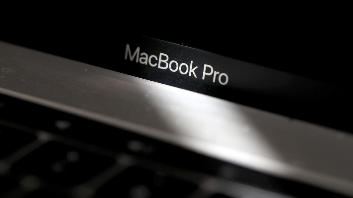 Researchers can’t figure out what this Mac-infected malware is actually doing