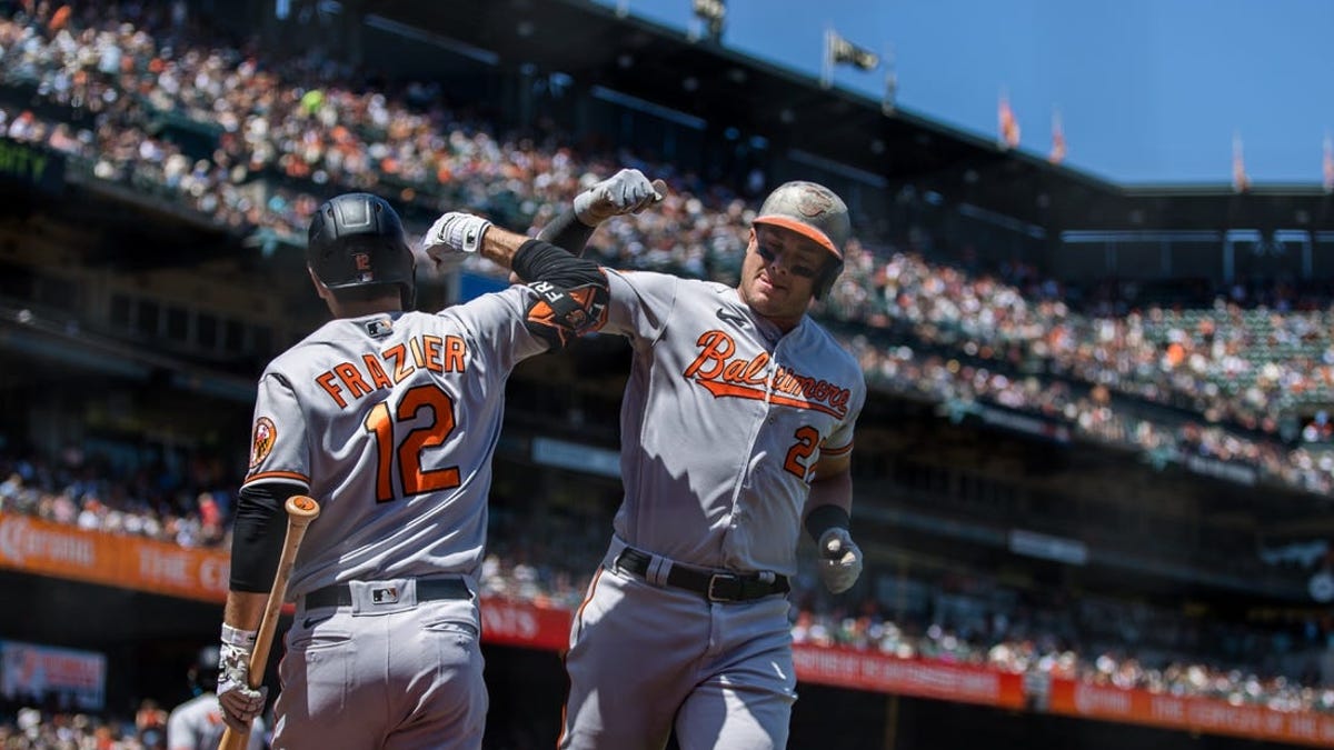 Road-rampaging Orioles open series at Milwaukee