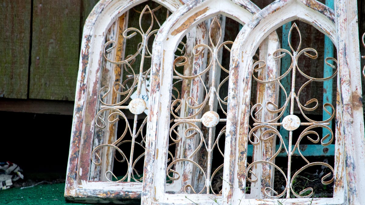How to Go Browsing for Architectural Salvage