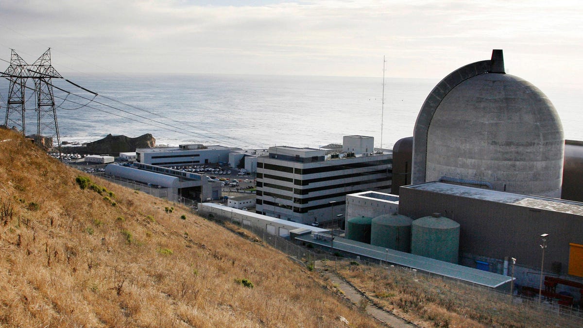 Los gobiernos están repensando la energía nuclear