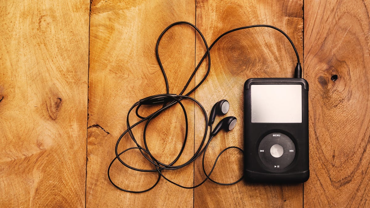 Turn Your iPhone Into an iPod With Rewound