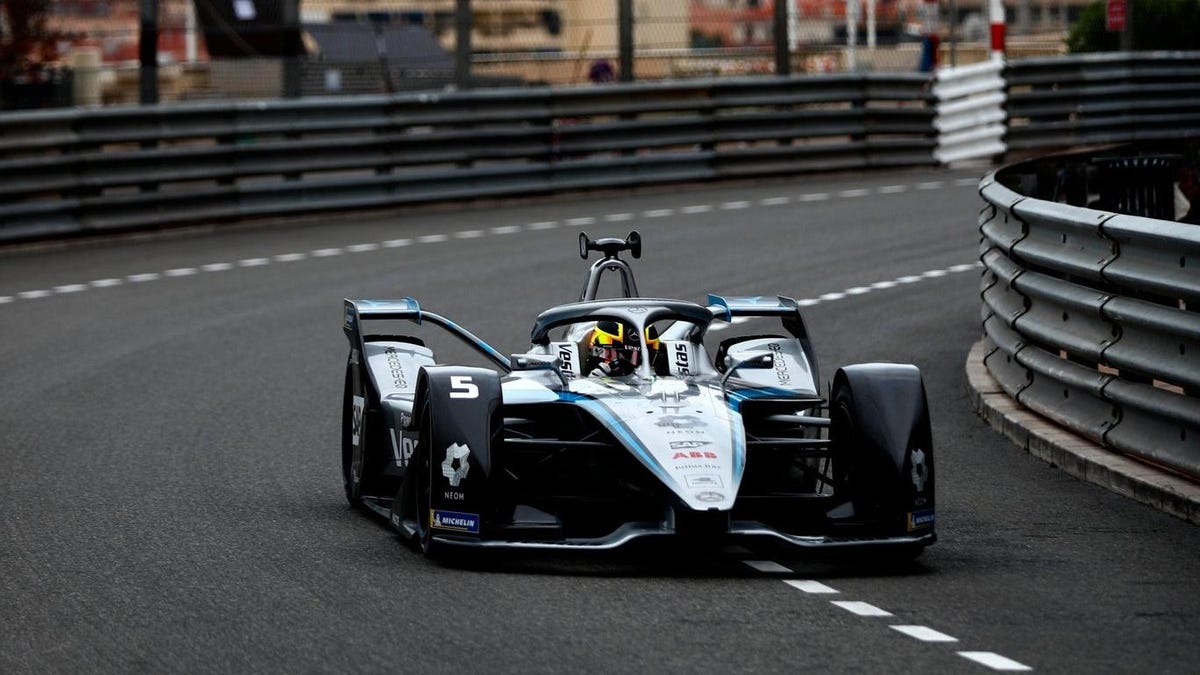 Stoffel Vandoorne gewinnt den E-Prix von Monaco, der führende Porsche schaltet ab