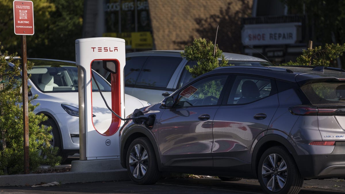 America Needs To Overhaul Its Electrical Grid, Not Just For EVs