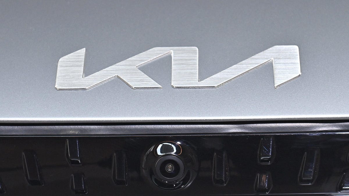 KM Autos? Das neue Logo von Kia verwirrt weiter