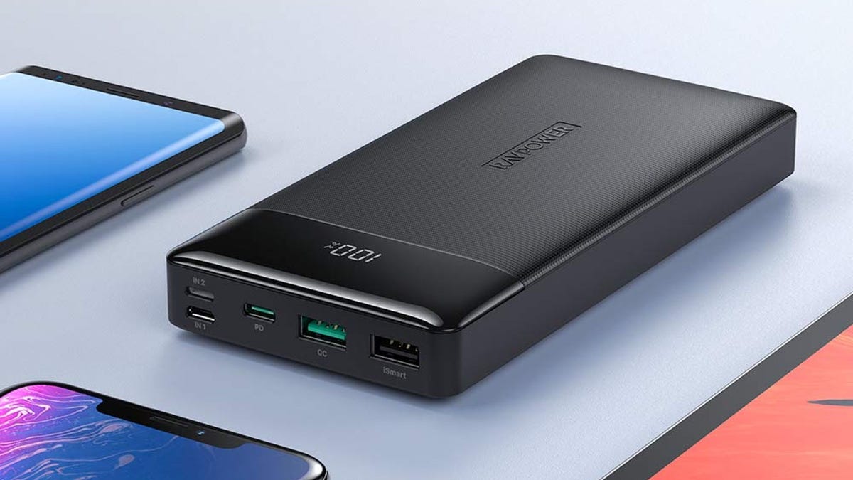 This $35 USB-C PD Battery Pack Can Recharge Over USB-C, MicroUSB, or Even Lightning