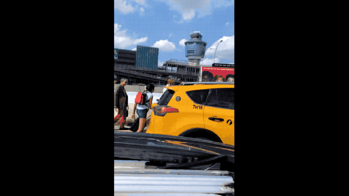 Passengers Walked To Laguardia Airport Because Construction And Traffic Were So Bad