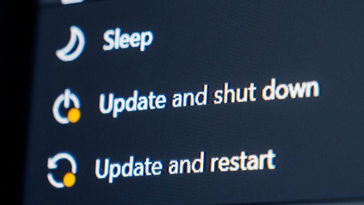 Schedule Your PC to Shut Down at a Specific Time With This Windows App thumbnail