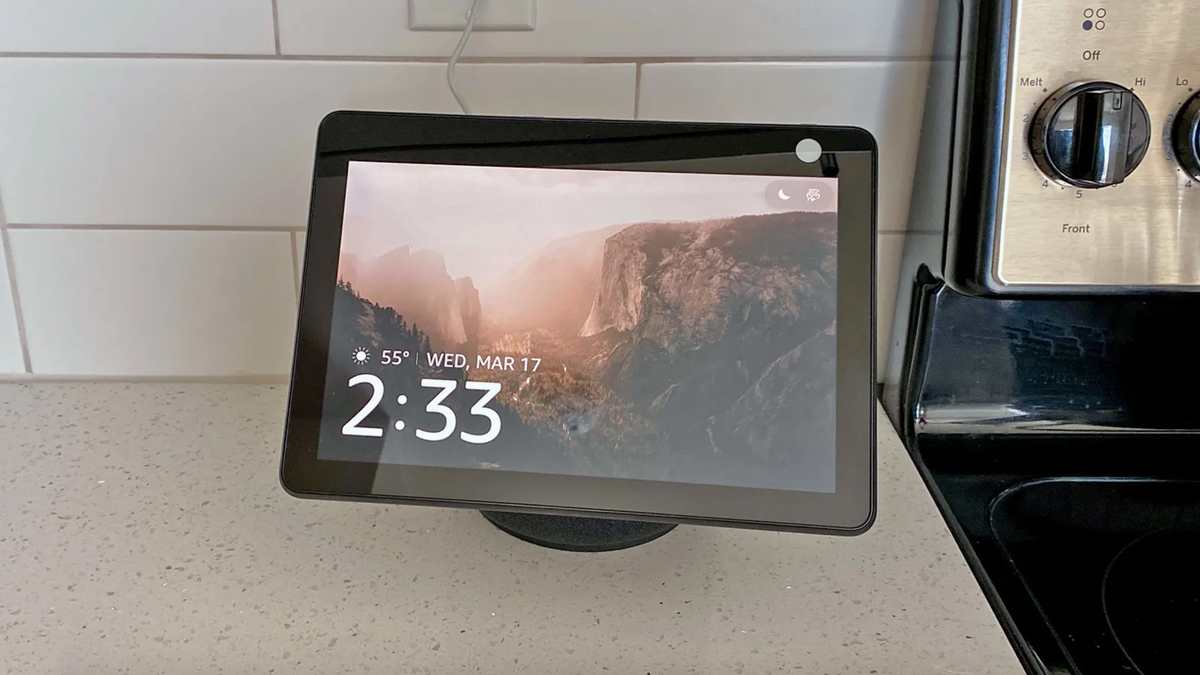 Amazon fixed Echo Show 10’s biggest feature flaw