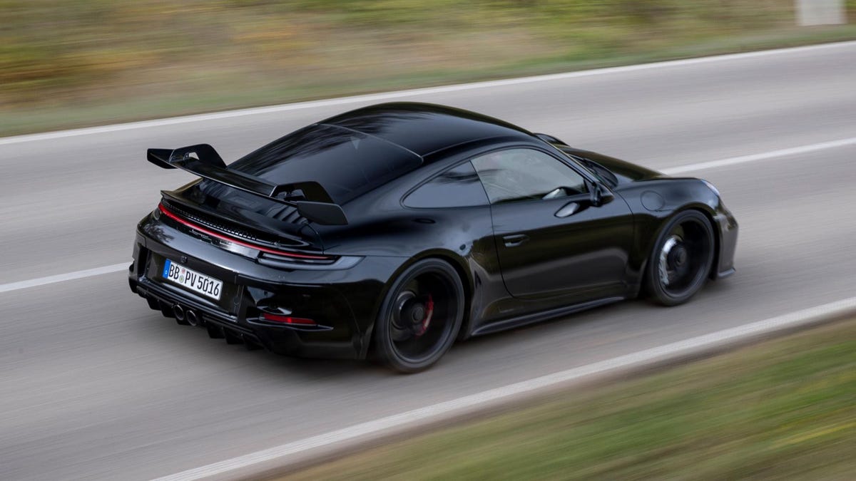 Porsche 992 GT3 Breaks Cover With A Wing That Means Business