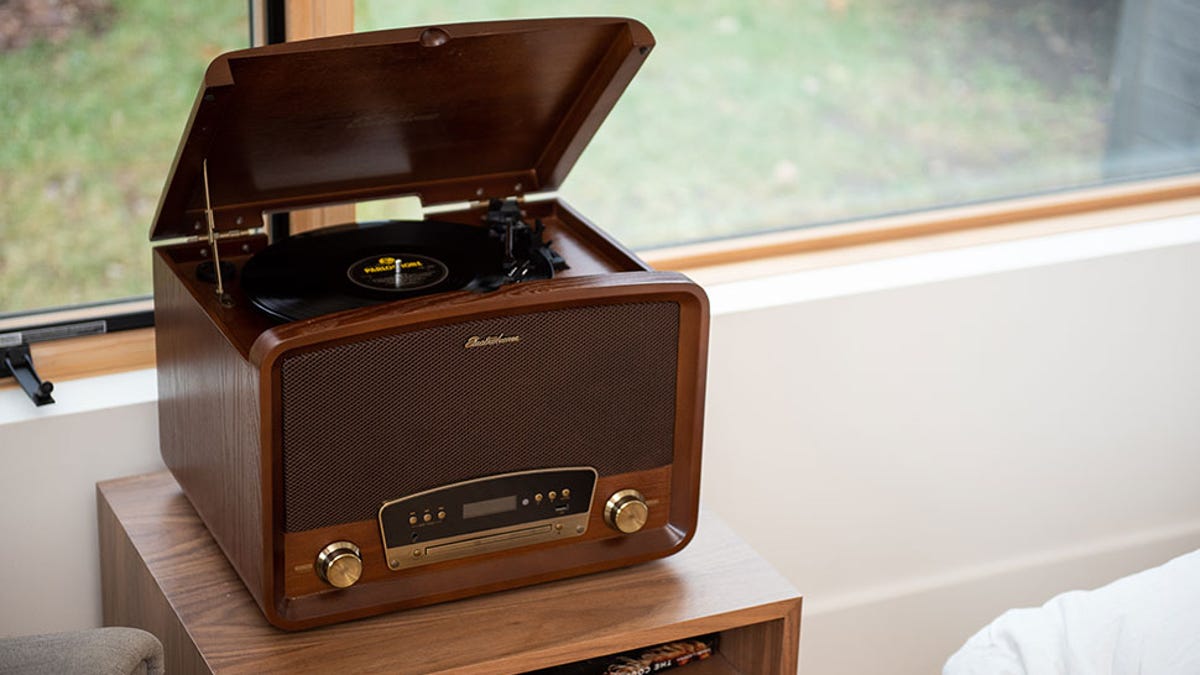 Best Vinyl Record Players For Living Room