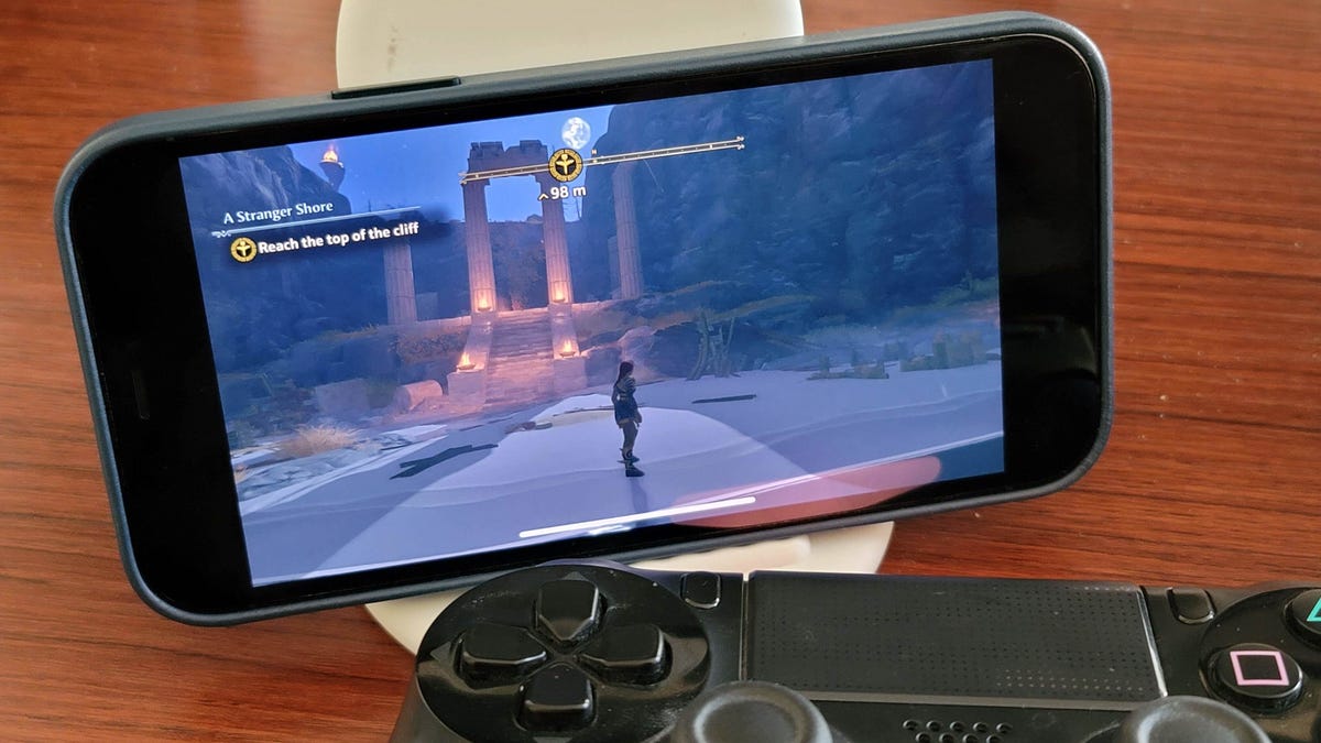 photo of How to Set Up Google Stadia on iOS if There's No 'App' image